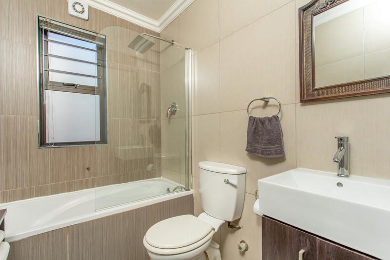 2 Bedroom Property for Sale in Tyger Valley Western Cape